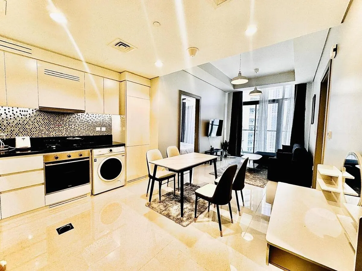Modern 2Br In Aykon City Tower C 迪拜