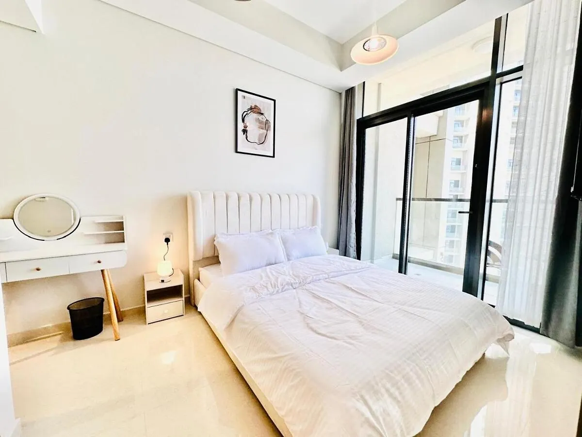 Modern 2Br In Aykon City Tower C Dubai United Arab Emirates