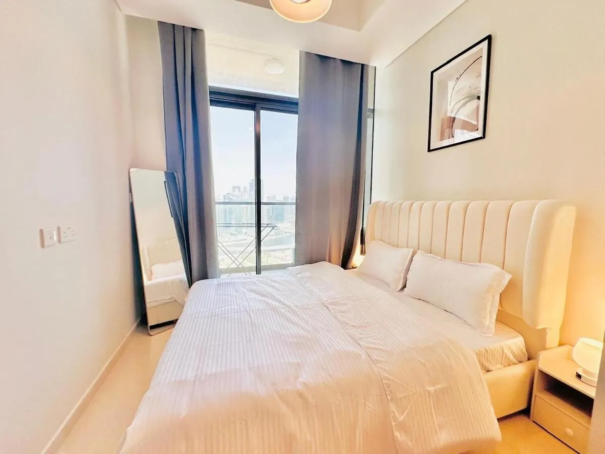 Appartement Modern 2Br In Aykon City Tower C Dubai